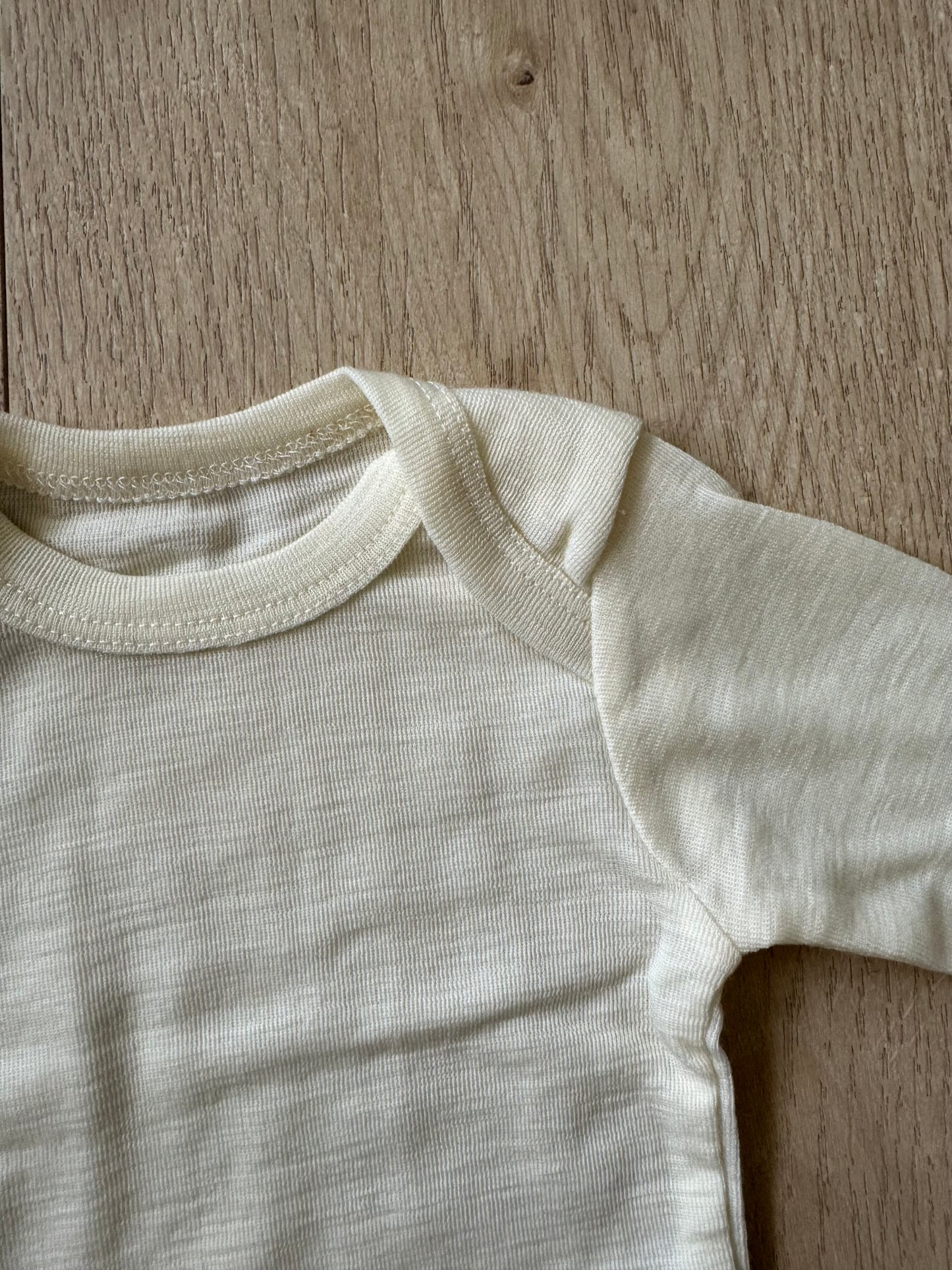 Natural Fine Merino Long Sleeve Bodysuit